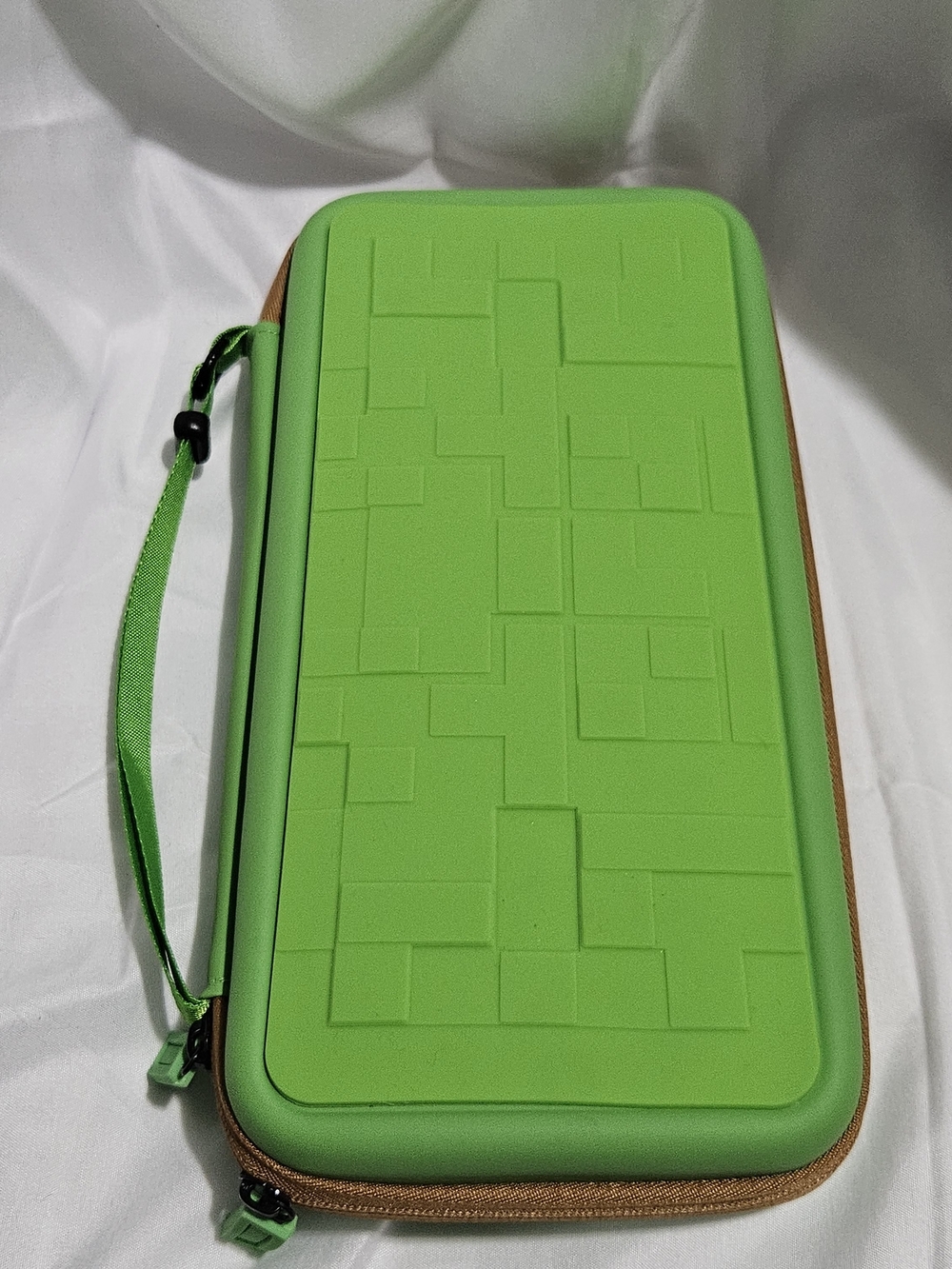 Nintendo Switch 2 Hard Carrying Case - Green Pixel / Minecraft Style